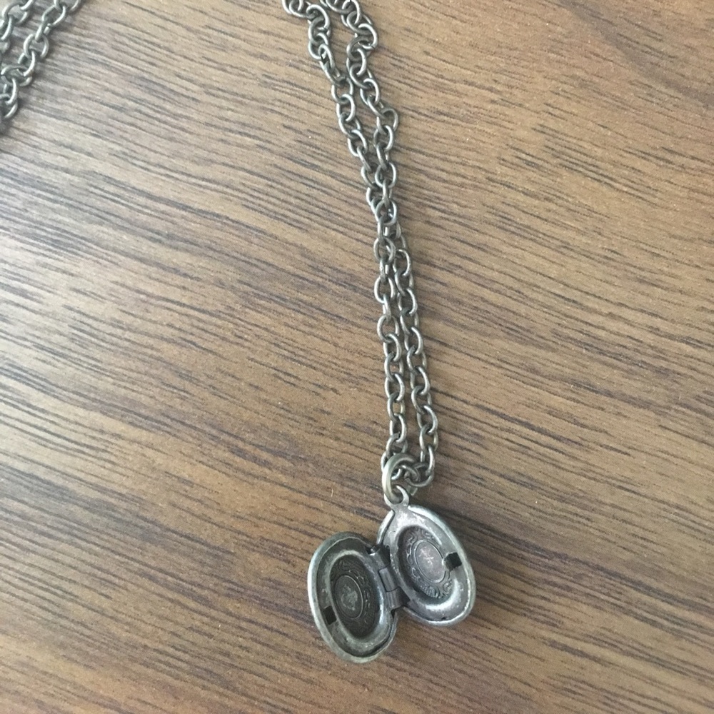 Locket necklace - Picture 2 of 2